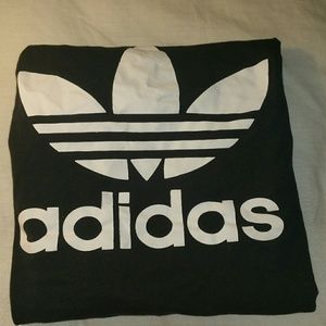 Adidas black tshirt